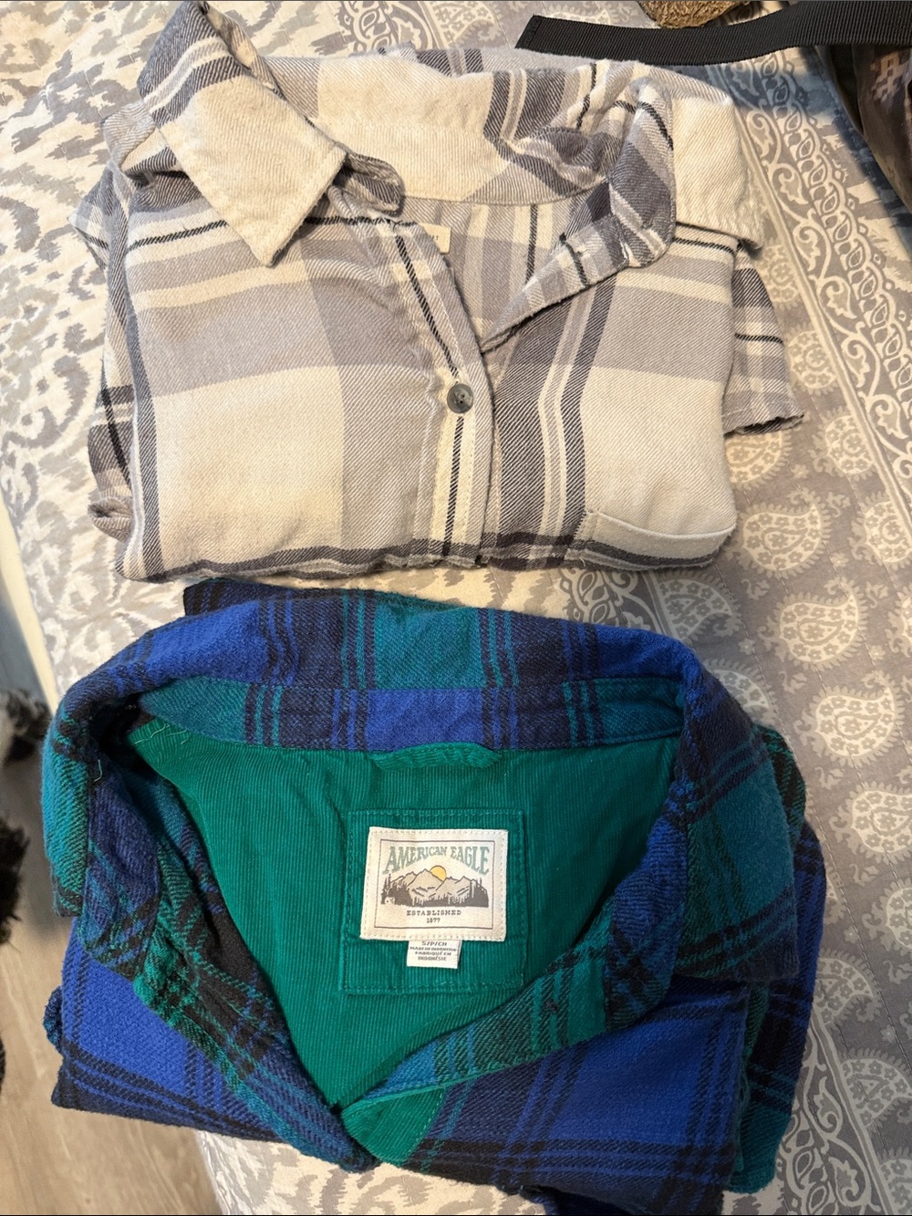 American Eagle Outfitters Blue & Green Plaid Hooded Button-Down Shirt